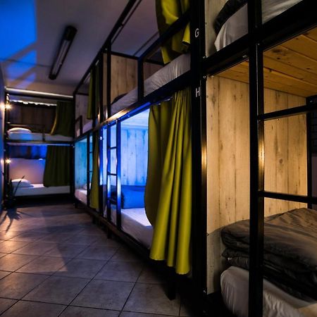 Bedway Athens Hostel Extérieur photo
